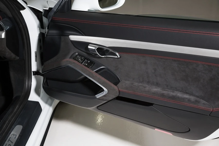 Premium Car Interior Detailing Rialto, CA Premium Car Interior Detailing Rialto, CA